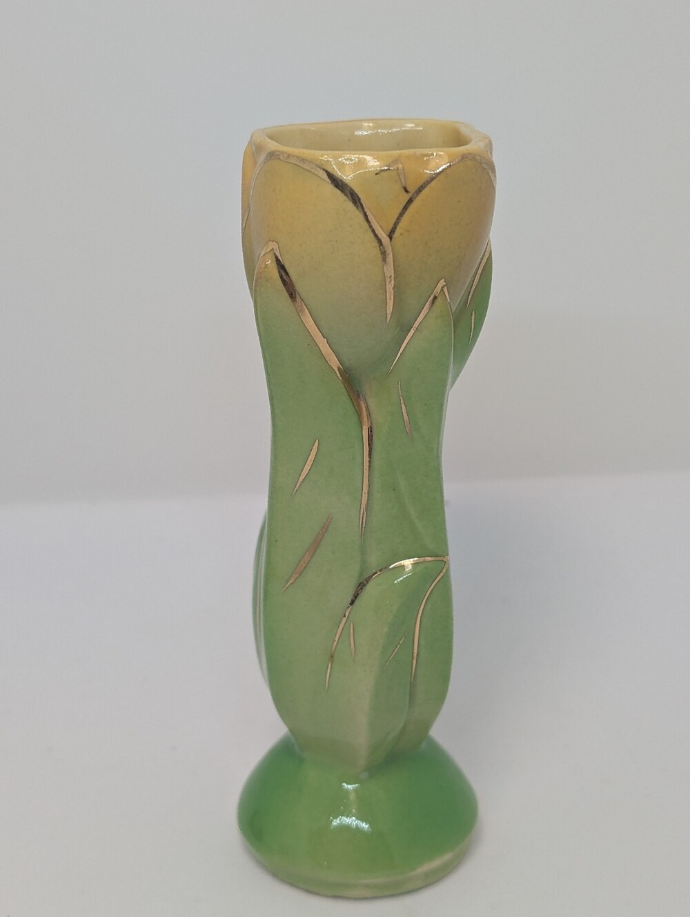 Vintage Shawnee Yellow and Green Tulip Bud Vase USA Portery 1115